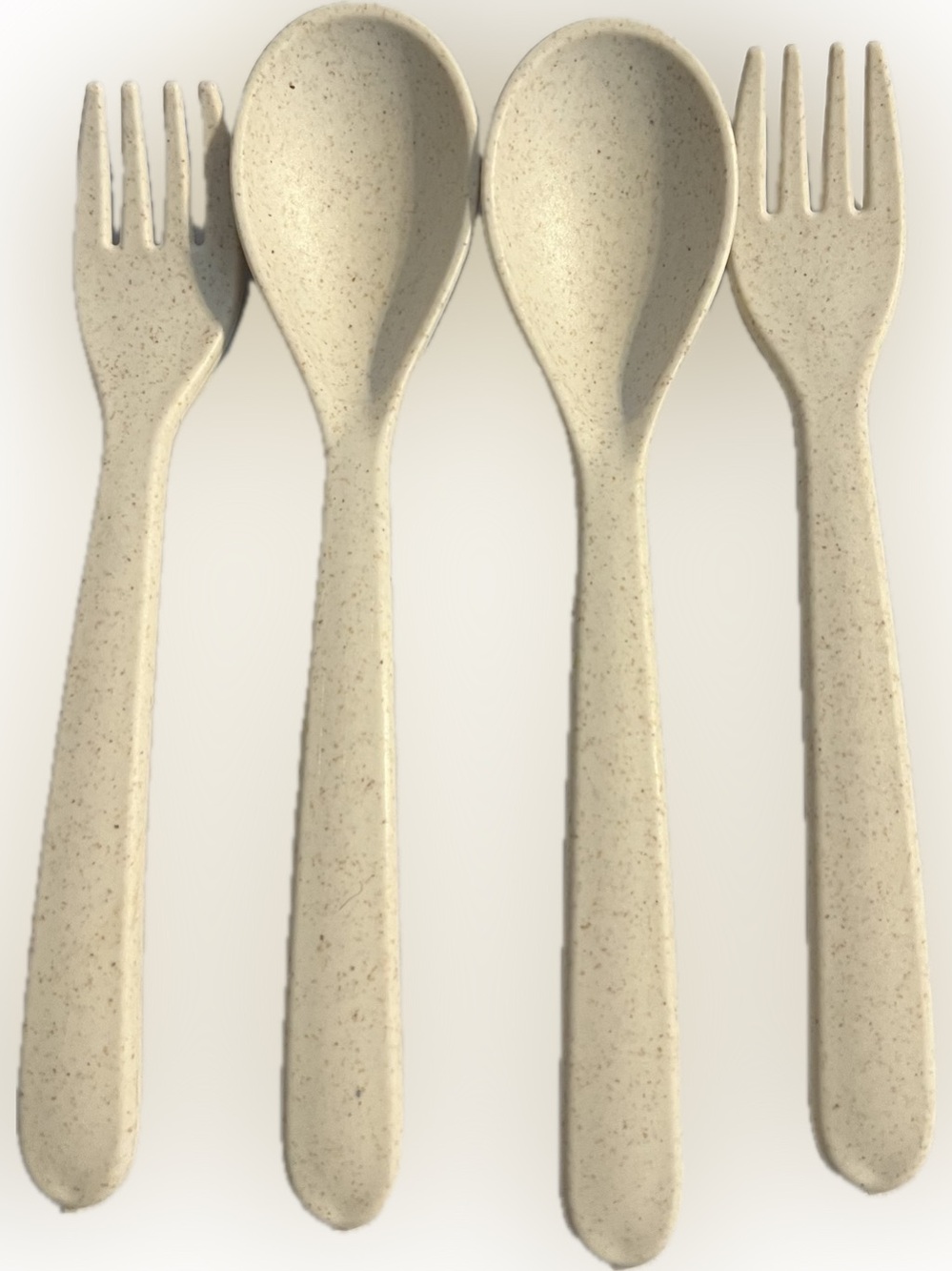 DeeCoo Forks Spoons Biege Chip Resistant Set of 4
